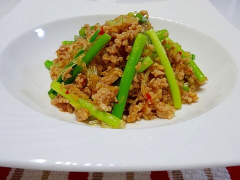 ひき肉と春雨のピリ辛味噌炒め